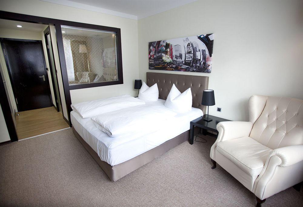 Quentin Berlin Hotel Am Kurfuerstendamm Bilik gambar